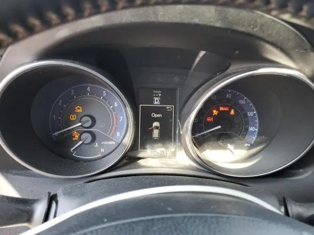 2018 TOYOTA COROLLA IM