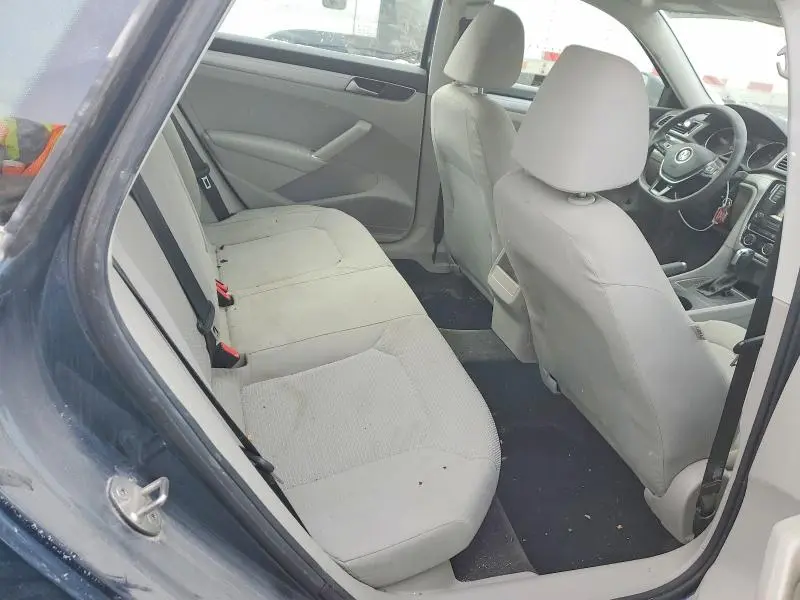 2018 VOLKSWAGEN PASSAT S  