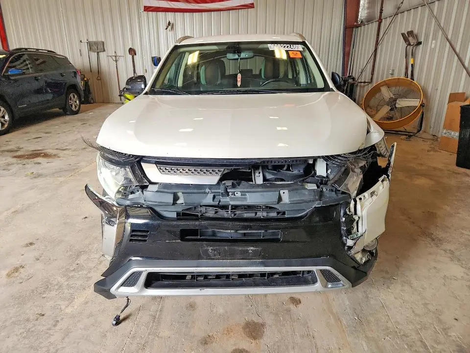 2019 MITSUBISHI OUTLANDER SE  
