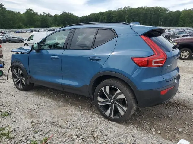 2023 VOLVO XC40 ULTIMATE  