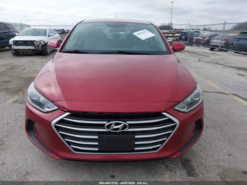 2017 HYUNDAI ELANTRA SE