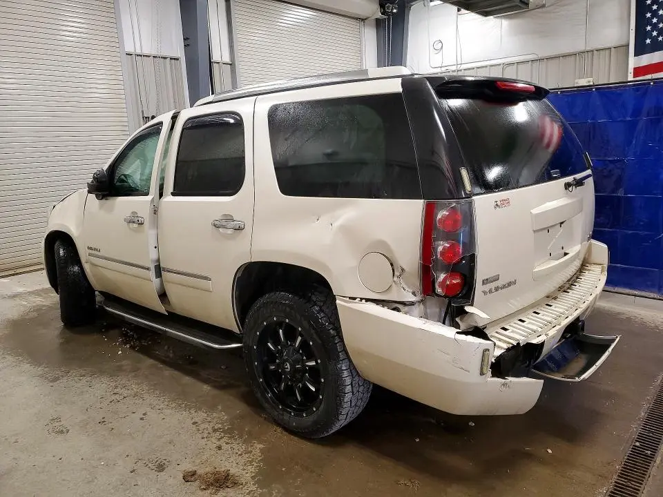 2010 GMC YUKON DENALI  