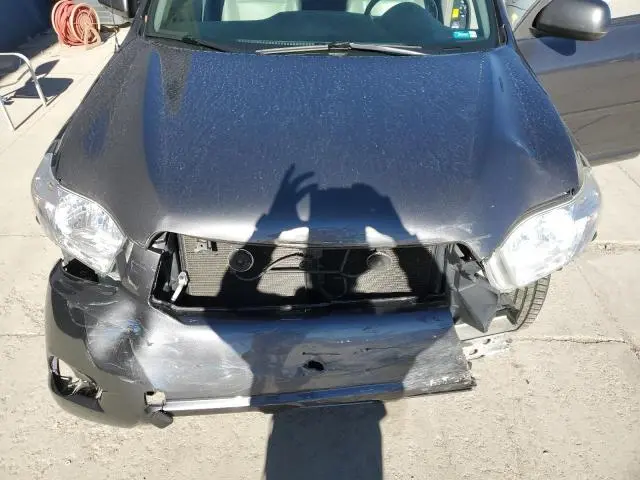 2010 TOYOTA HIGHLANDER   