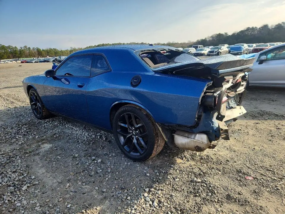 2022 DODGE CHALLENGER SXT  