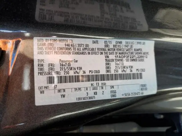 2015 FORD FOCUS SE  