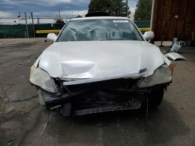 2010 TOYOTA AVALON XL  