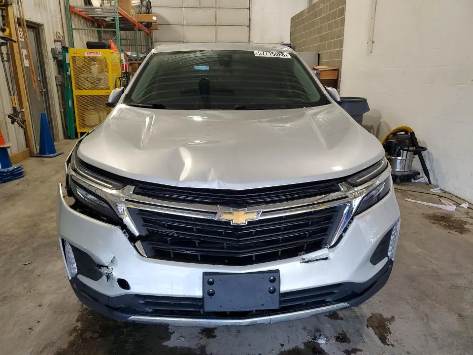 2022 CHEVROLET EQUINOX LT  
