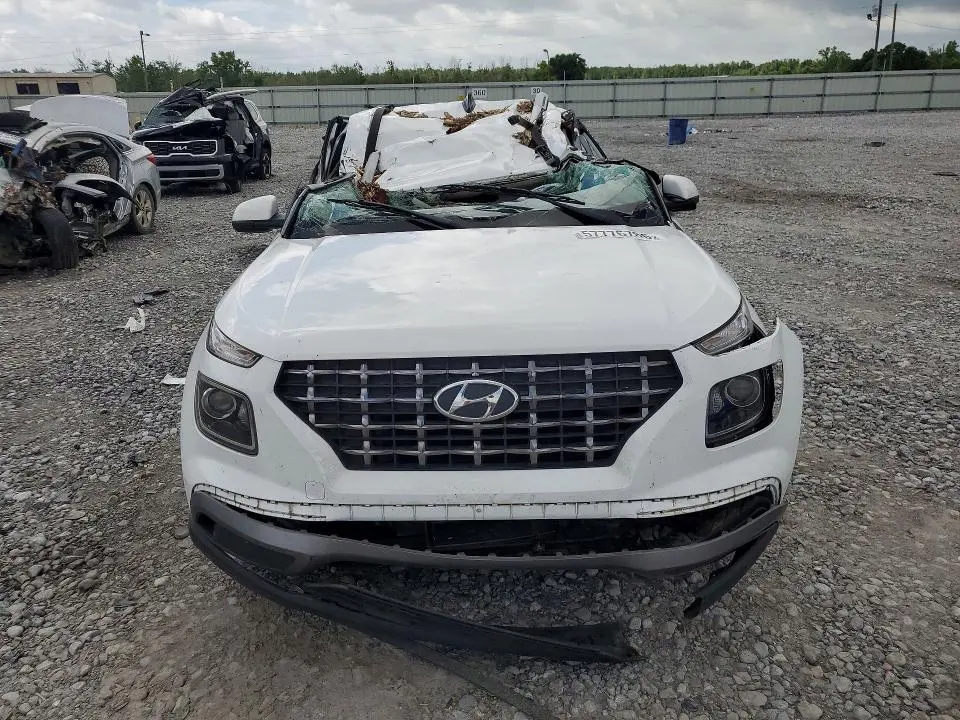 2021 HYUNDAI VENUE SEL  