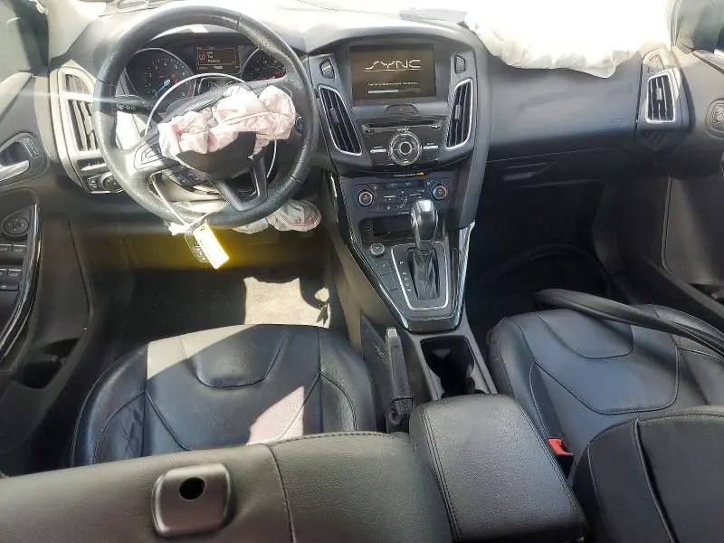 2015 FORD FOCUS TITANIUM  
