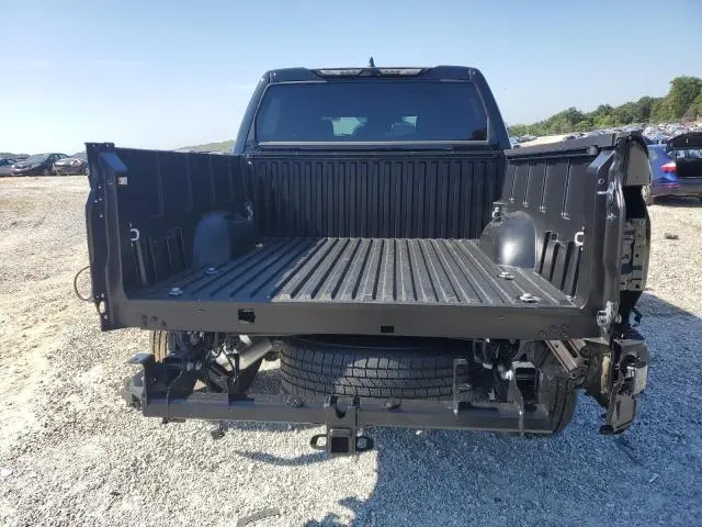 2025 TOYOTA TUNDRA CREWMAX LIMITED  