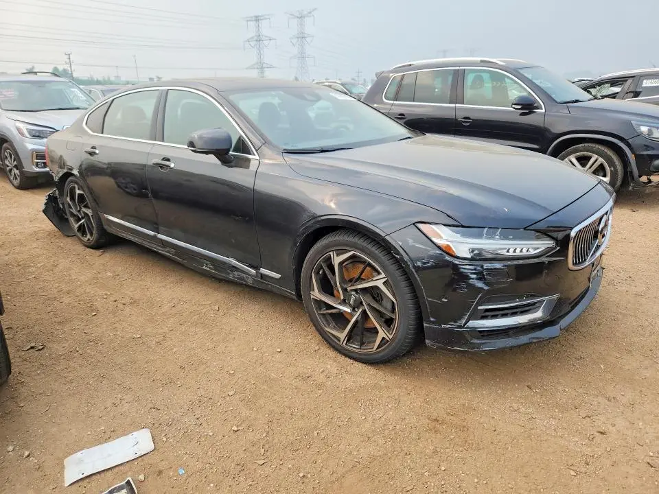 2019 VOLVO S90 T8 INSCRIPTION  