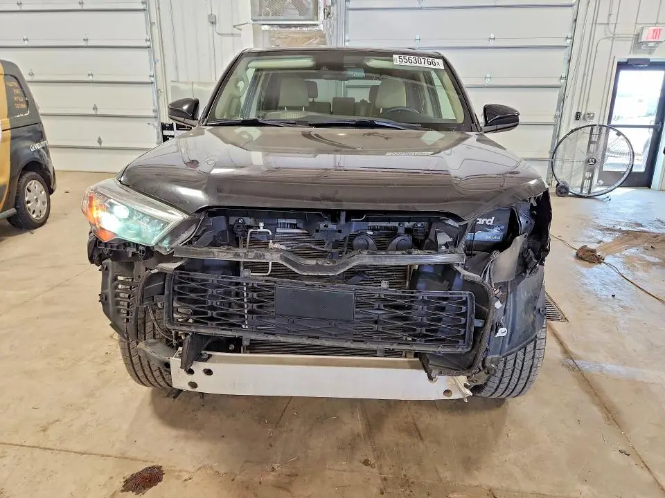 2021 TOYOTA 4RUNNER SR5  