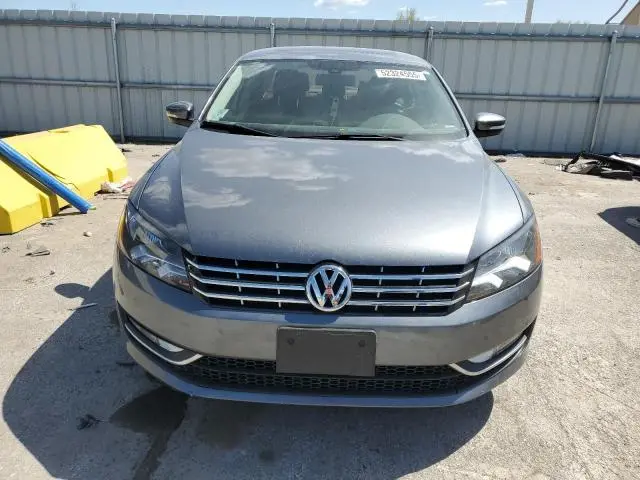 2013 VOLKSWAGEN PASSAT SEL  