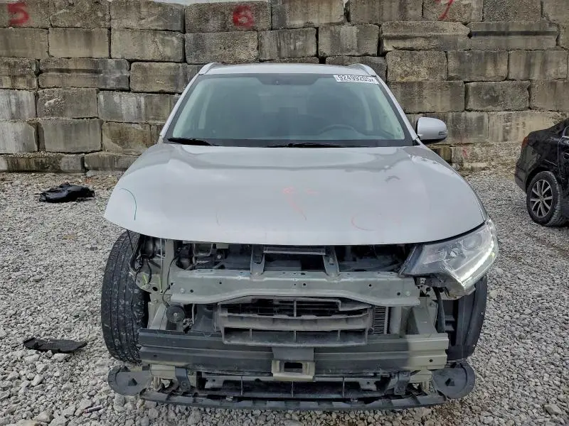 2019 MITSUBISHI OUTLANDER SE  