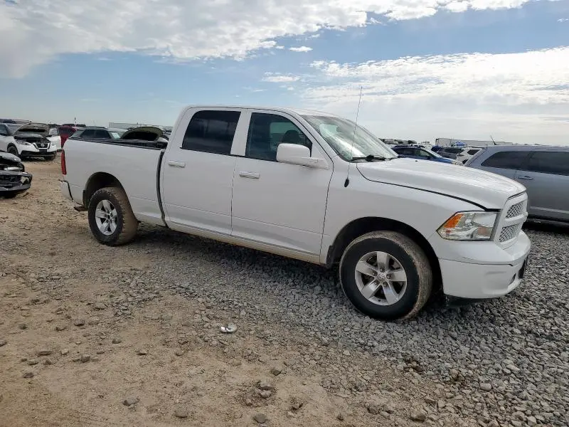2020 RAM 1500 CLASSIC SLT  