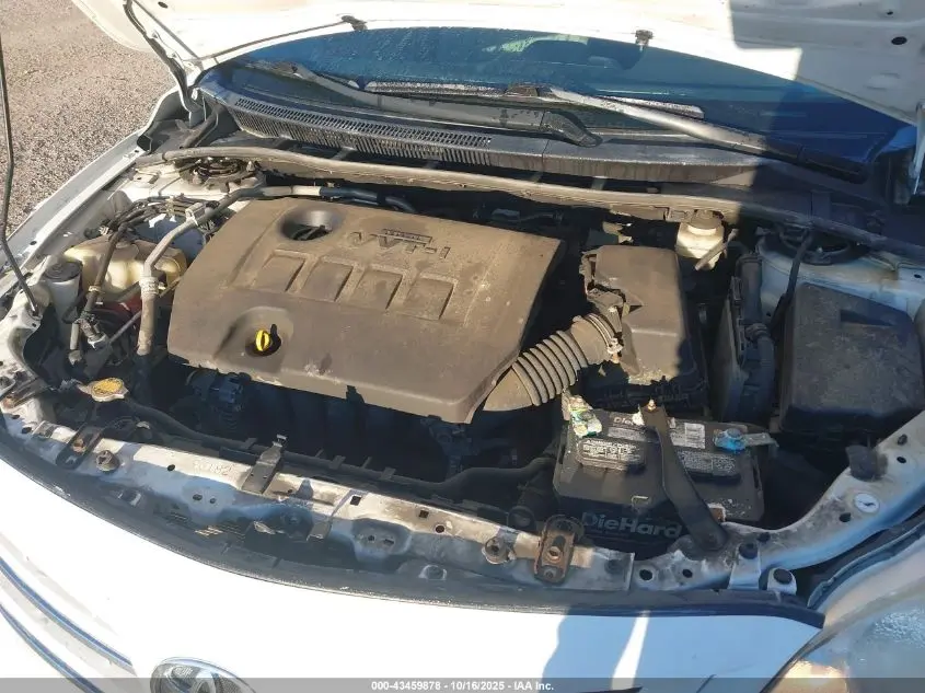 2013 TOYOTA COROLLA LE