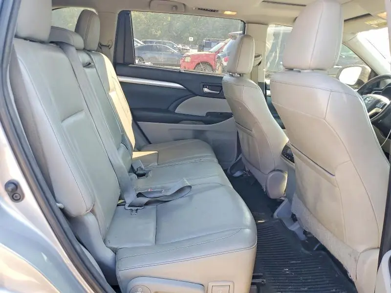 2014 TOYOTA HIGHLANDER XLE  