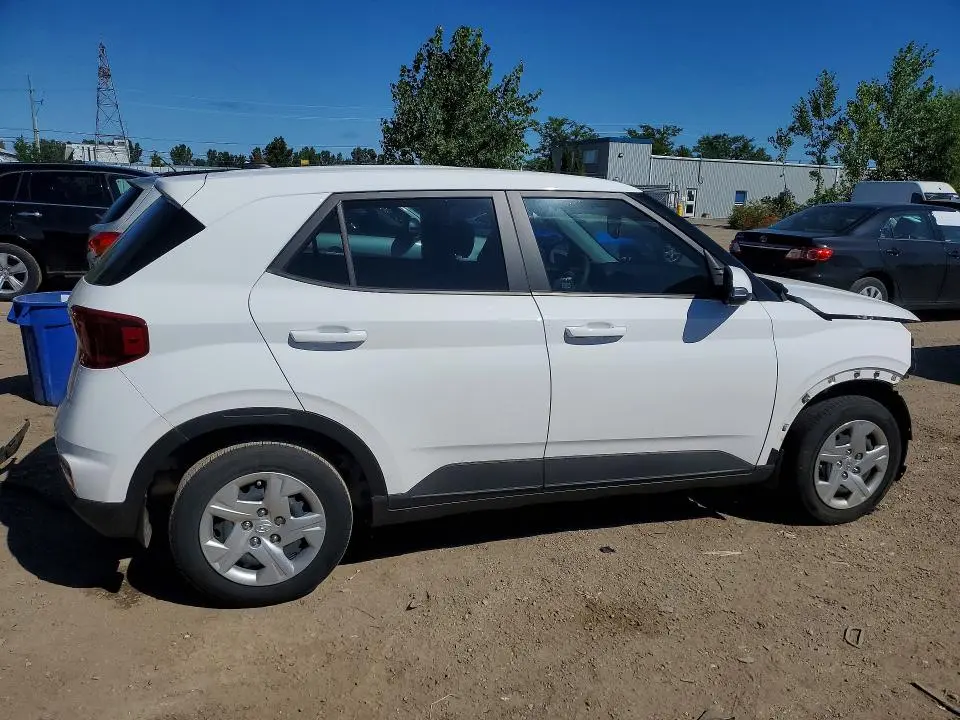 2023 HYUNDAI VENUE SE  