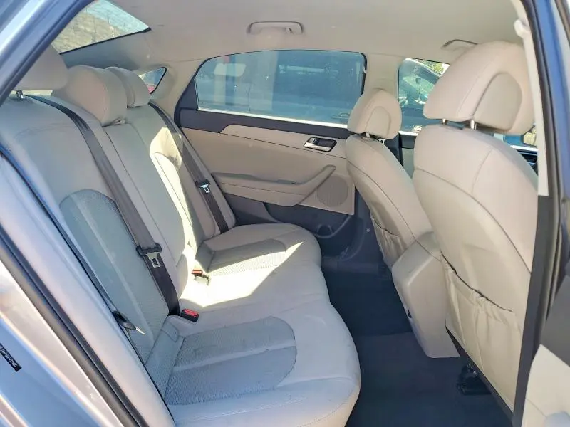 2017 HYUNDAI SONATA SE  