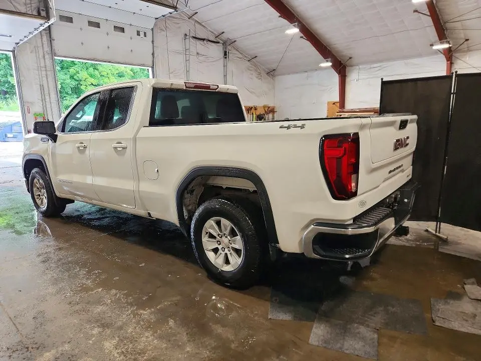 2022 GMC SIERRA K1500 SLE  