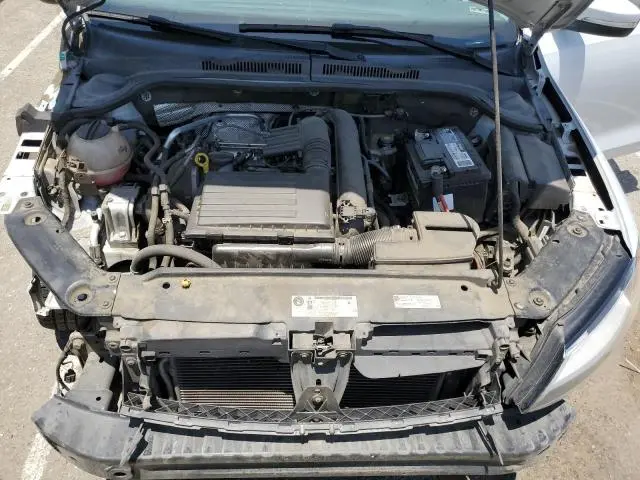 2017 VOLKSWAGEN JETTA SE  