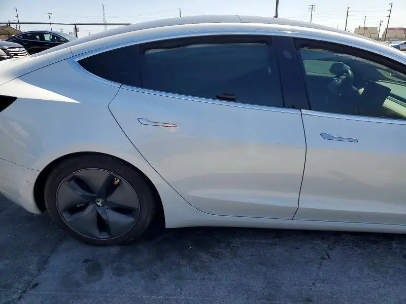 2019 TESLA MODEL 3   