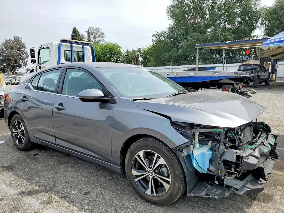 2022 NISSAN SENTRA SV  