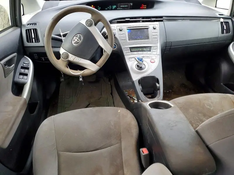 2014 TOYOTA PRIUS THREE  