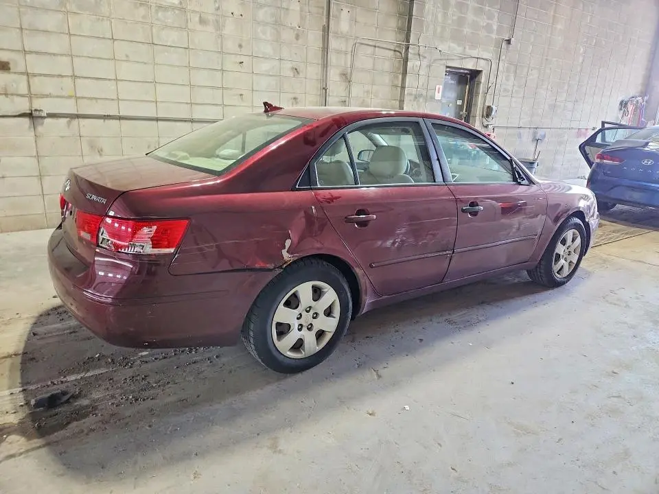 2010 HYUNDAI SONATA GLS  