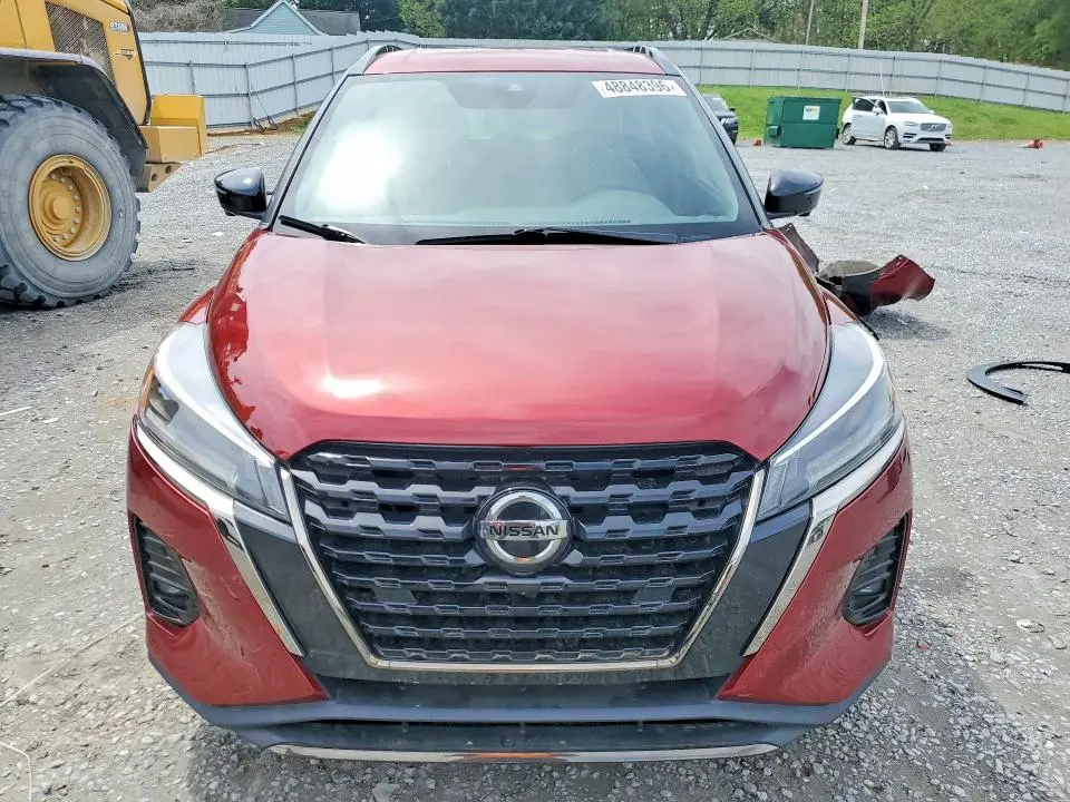 2021 NISSAN KICKS SR  