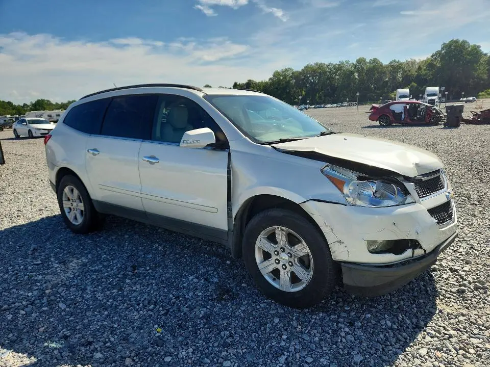 2012 CHEVROLET TRAVERSE LT  