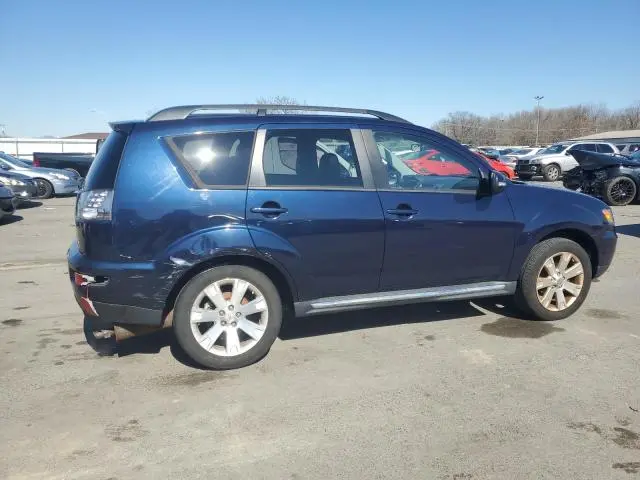 2010 MITSUBISHI OUTLANDER SE  