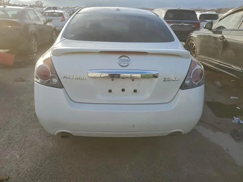 2010 NISSAN ALTIMA BASE  