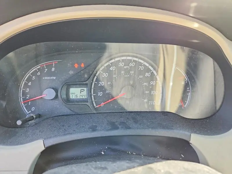 2011 TOYOTA SIENNA LE 8-PASSENGER  