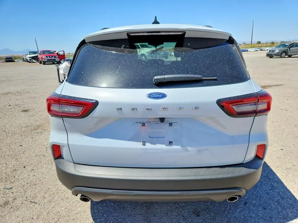 2025 FORD ESCAPE ST LINE  