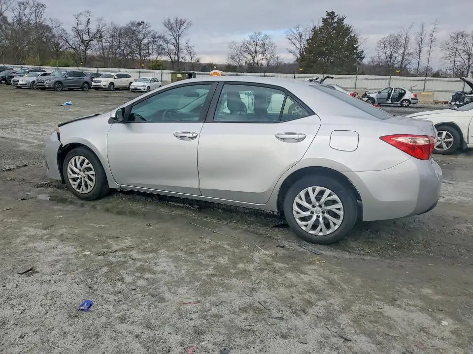 2017 TOYOTA COROLLA LE  