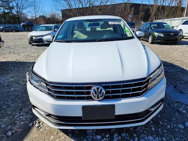2017 VOLKSWAGEN PASSAT S  