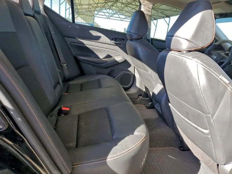 2022 NISSAN ALTIMA SR  