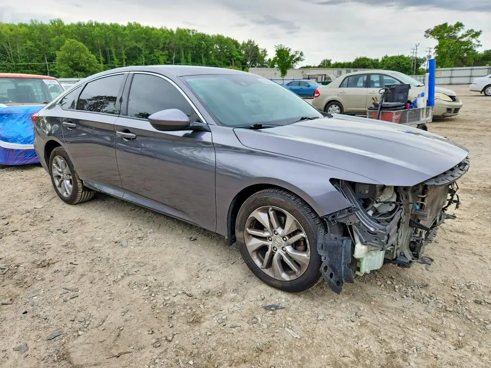 2018 HONDA ACCORD LX  
