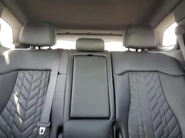 2023 KIA SPORTAGE X LINE  