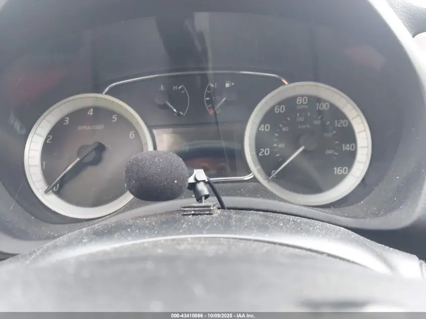 2015 NISSAN SENTRA SV