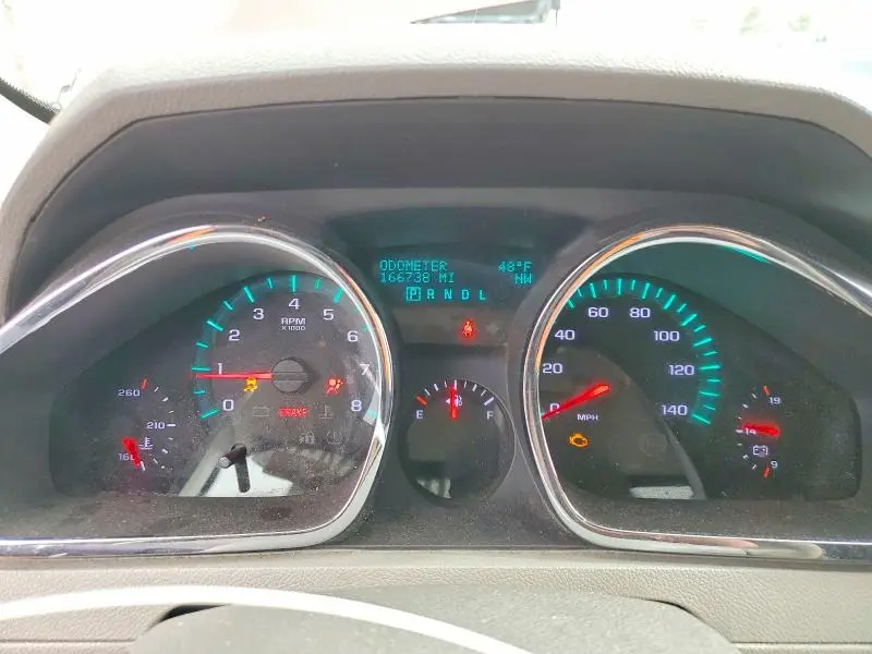 2011 CHEVROLET TRAVERSE LT  