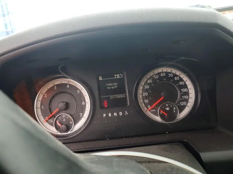 2017 RAM 1500 SLT  
