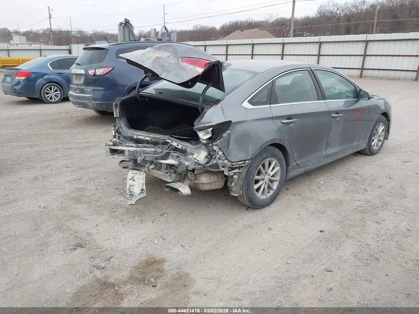 2019 HYUNDAI SONATA SE