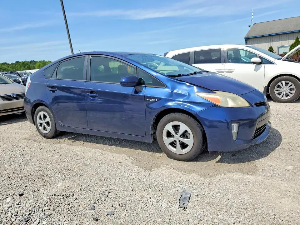 2012 TOYOTA PRIUS TWO  