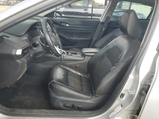 2019 NISSAN ALTIMA SR  