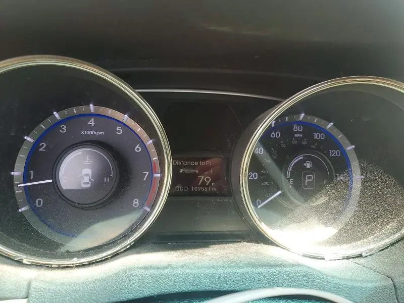 2011 HYUNDAI SONATA   