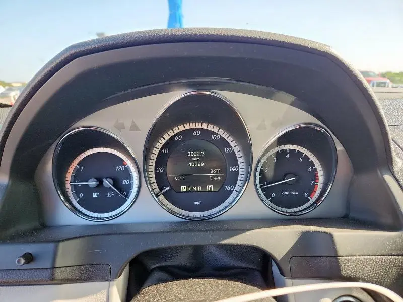 2011 MERCEDES-BENZ C 300  