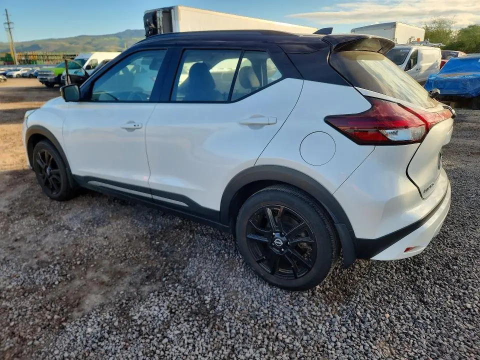 2024 NISSAN KICKS SR  
