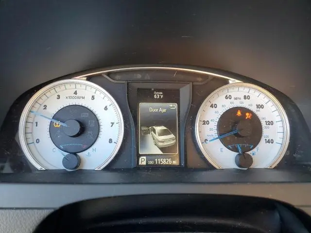 2016 TOYOTA CAMRY LE  